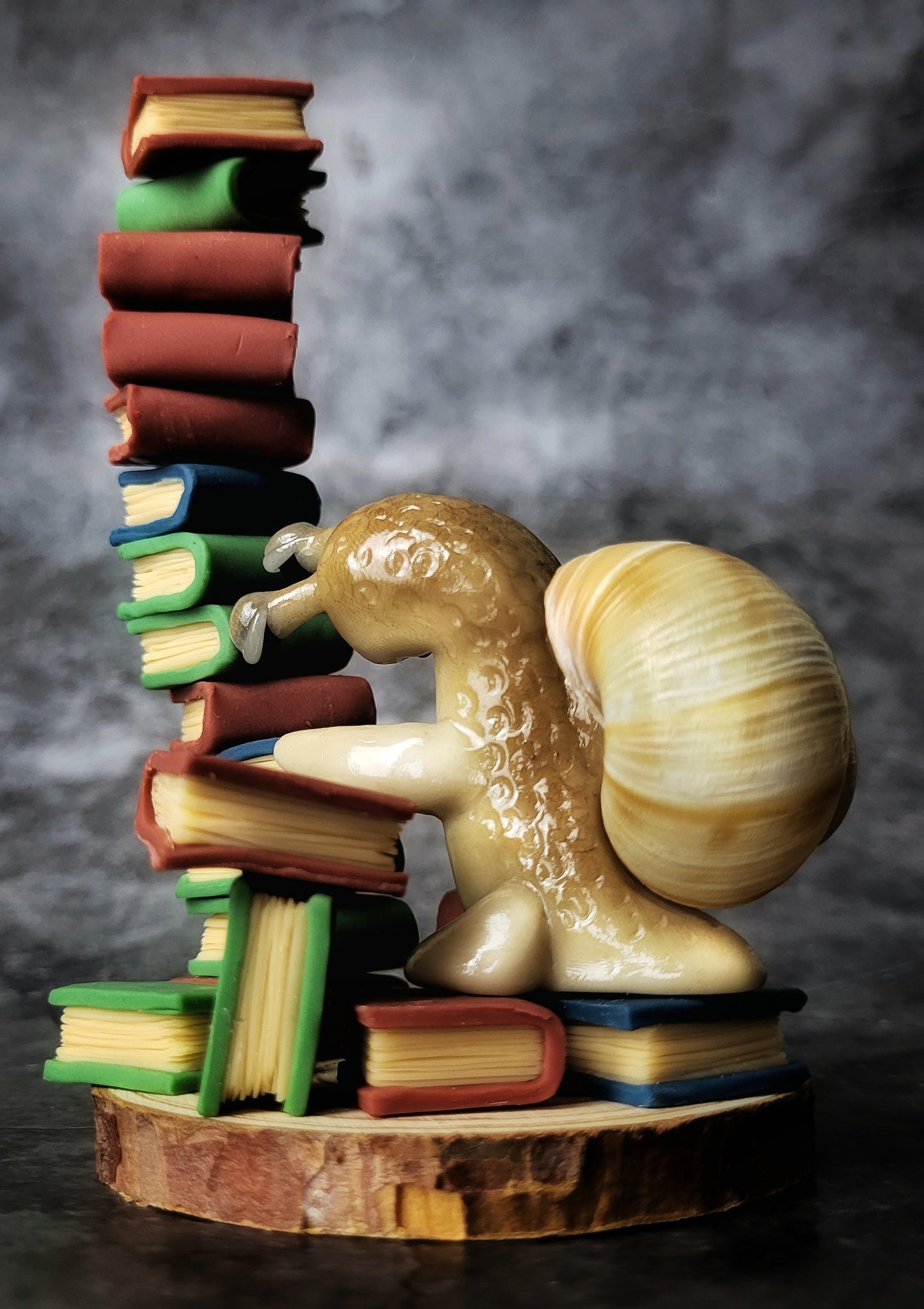 Florenth - TrailSnailz Mystical Snail Sculpture
