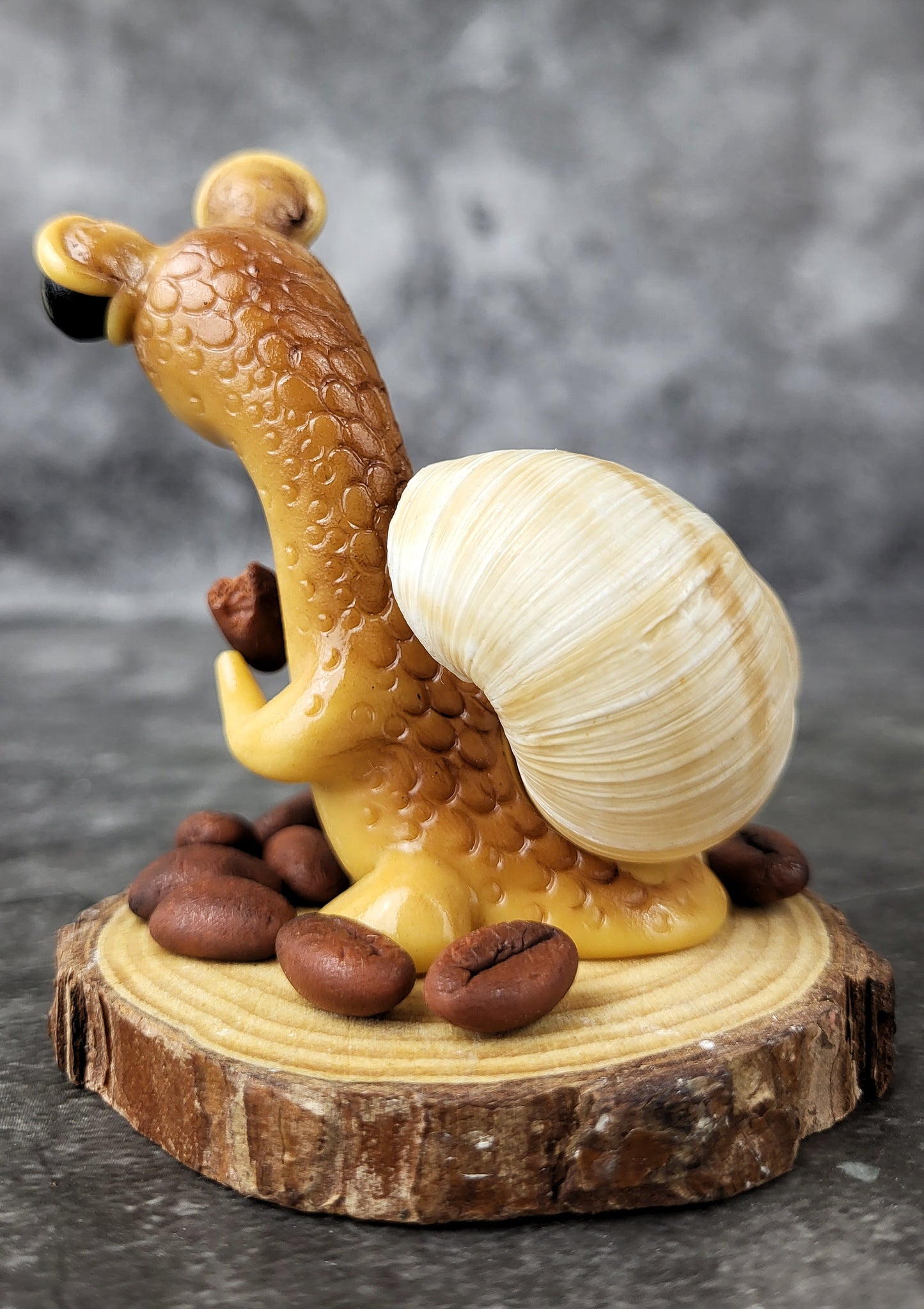 Buzzwell - TrailSnailz Mystical Snail Sculpture