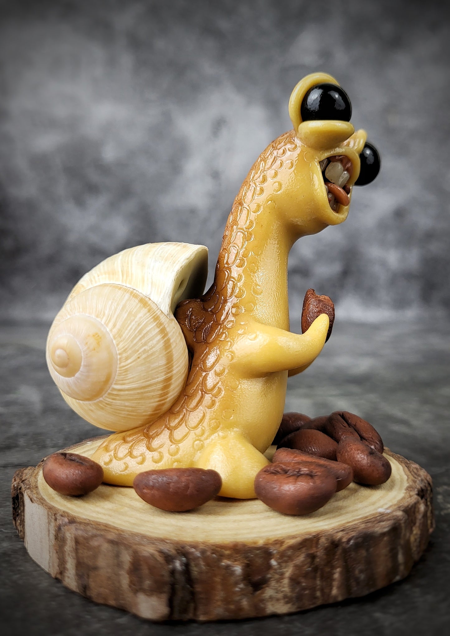 Buzzwell - TrailSnailz Mystical Snail Sculpture