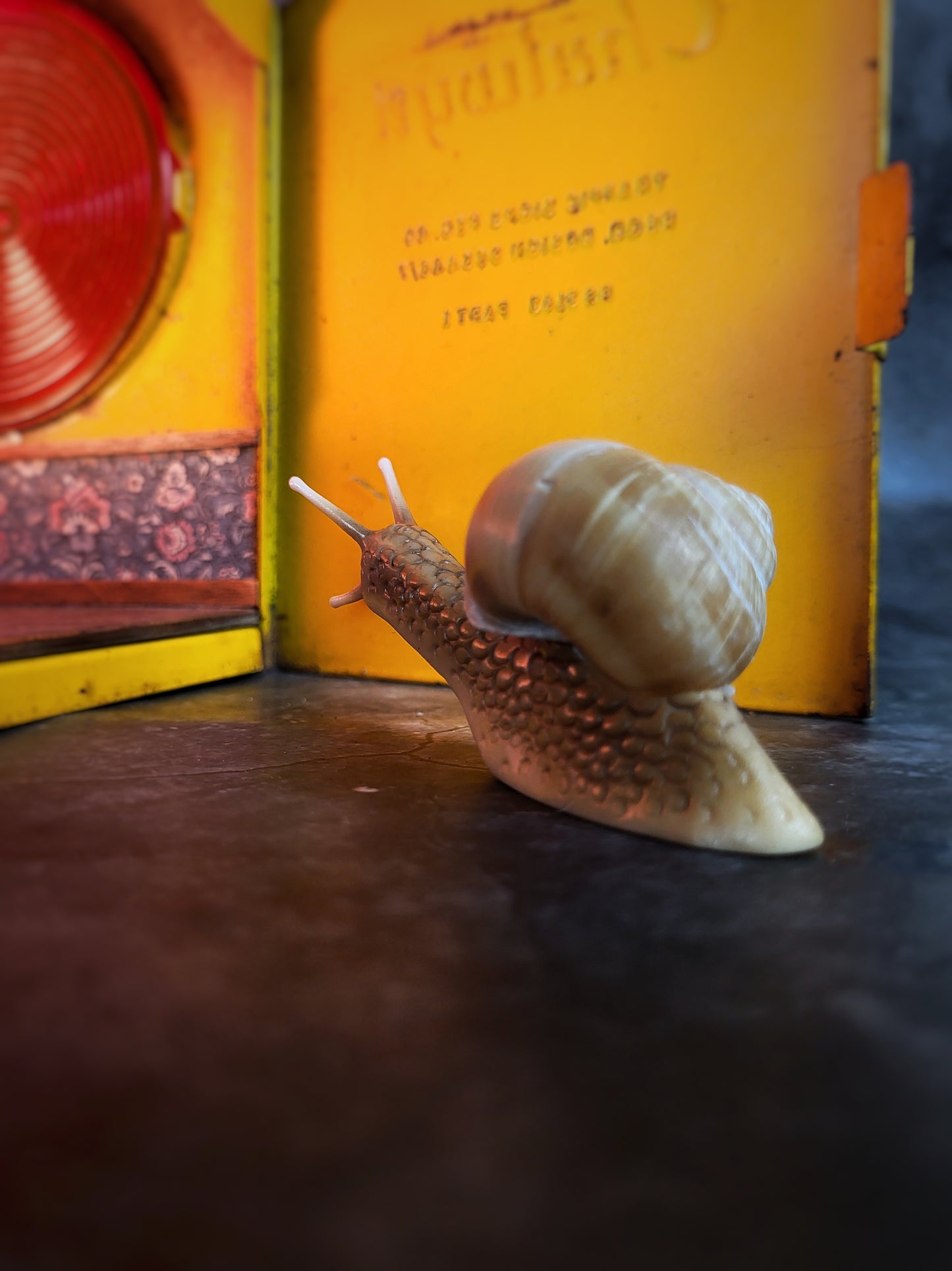 Magnetic TrailSnailz Sculpture