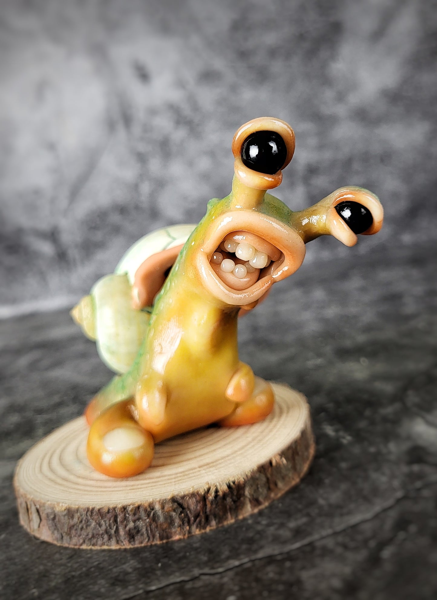 Glub - TrailSnailz Mystical Snail Sculpture