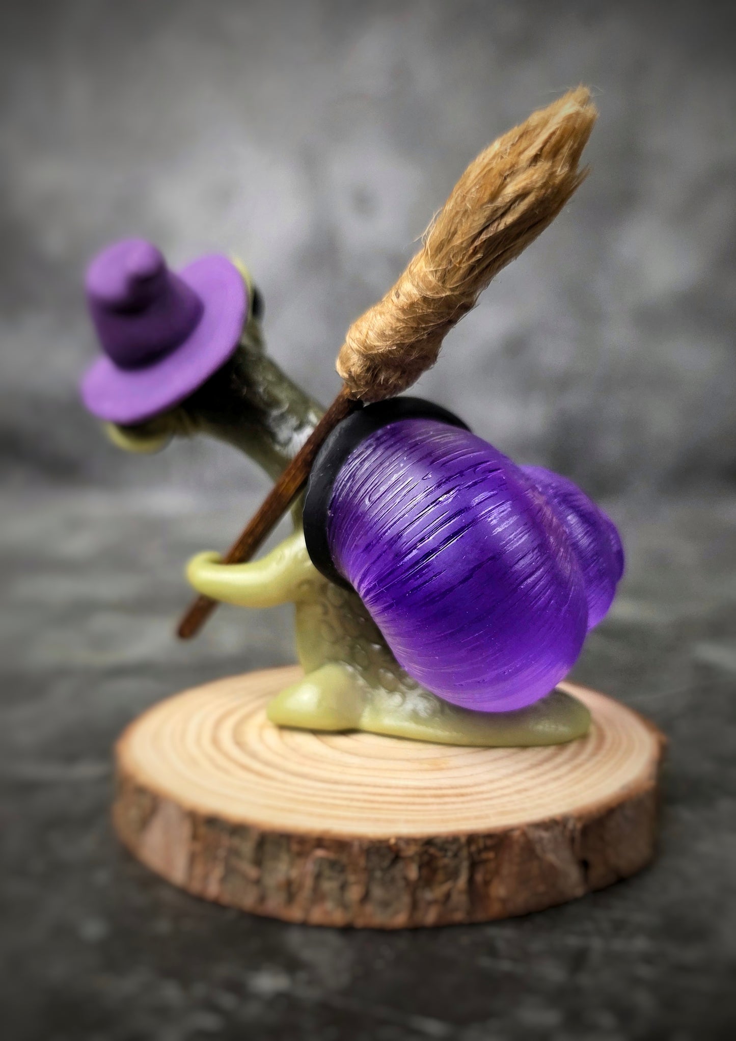 Wrendle - TrailSnailz Mystical Snail Sculpture