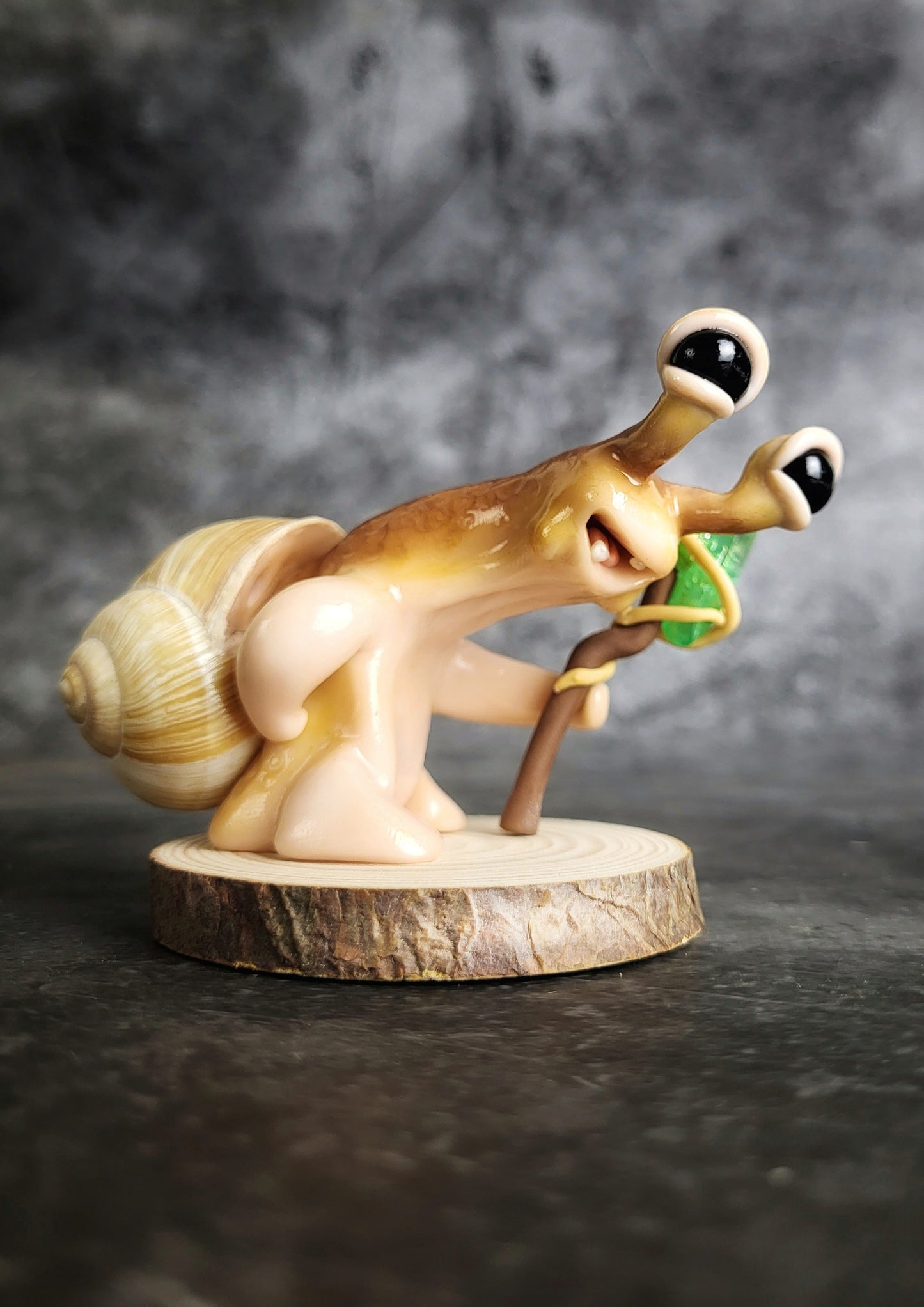 Quindle - TrailSnailz Mystical Snail Sculpture