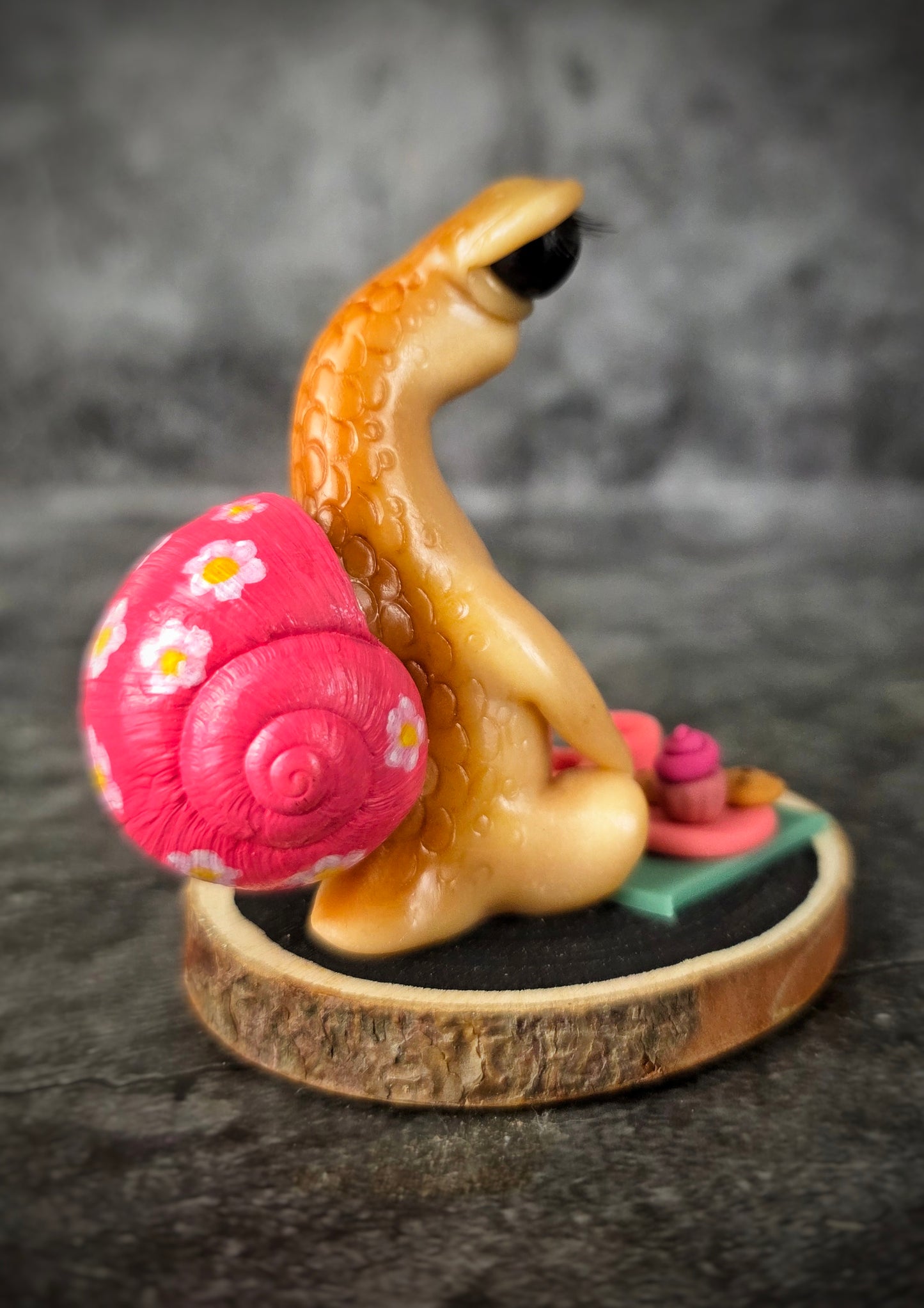 Daizy - TrailSnailz Mystical Snail Sculpture